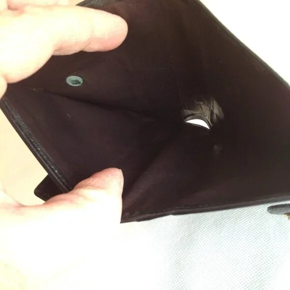 Fabulous Vintage Gucci GG Leather Monogram Clutch Wallet - Picture 12 of 12